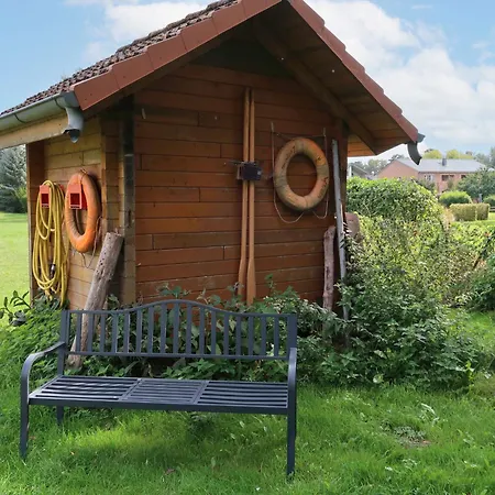 Am Paelitzsee-2 By Interhome